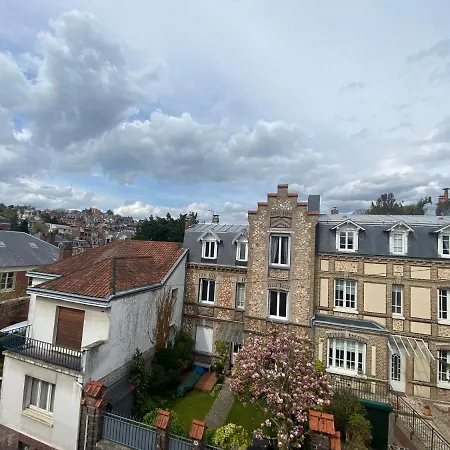 Petit Studio Calme Et Agreable Proche Gare Apartment